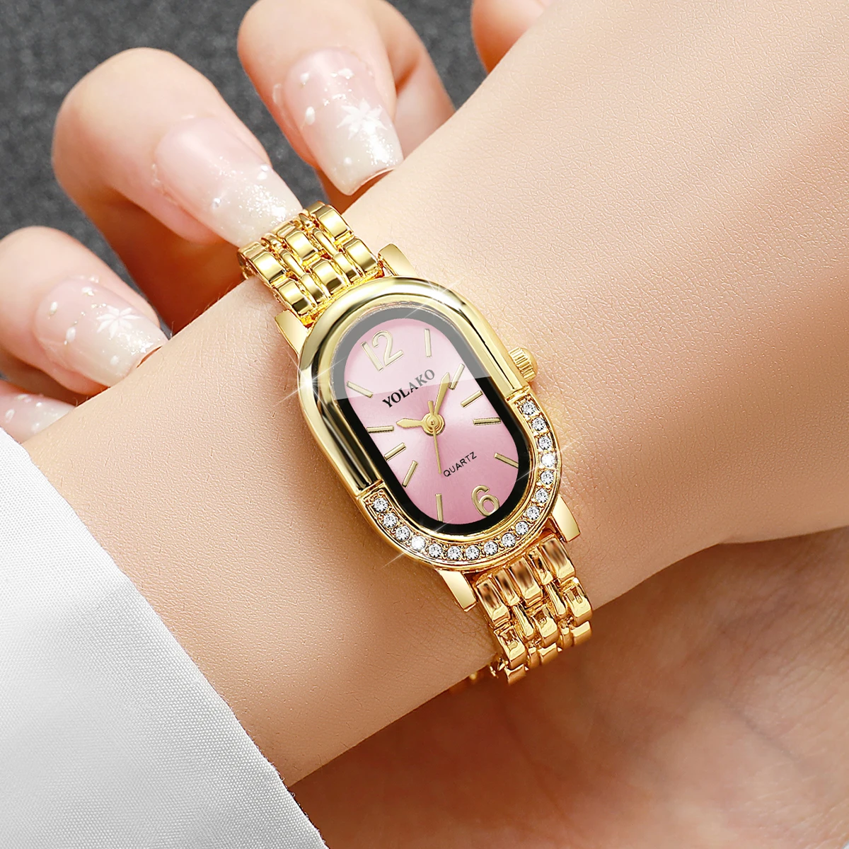 Luxury Rhinestone Women Quartz - đánh giá và giá Luxury Watch Safe