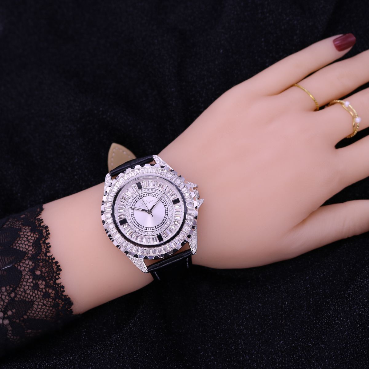SALE! Discount Melissa Crystal - đánh giá và giá Luxury Watch Discount